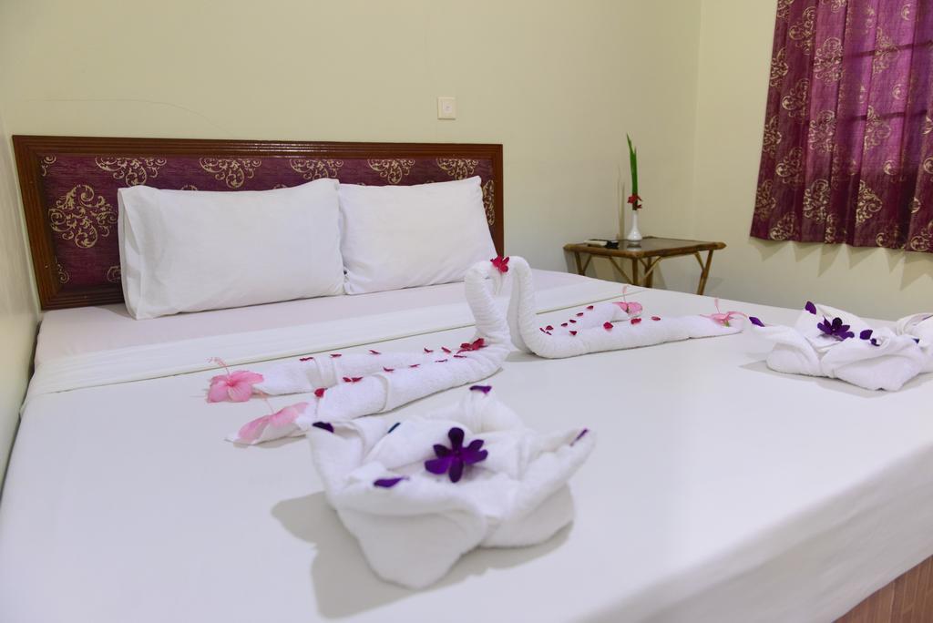 Zana Beach Guesthouse Sihanoukville Exterior foto