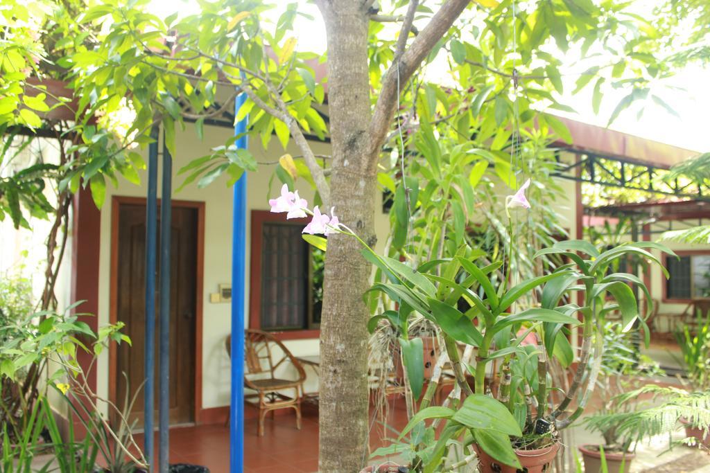 Zana Beach Guesthouse Sihanoukville Exterior foto