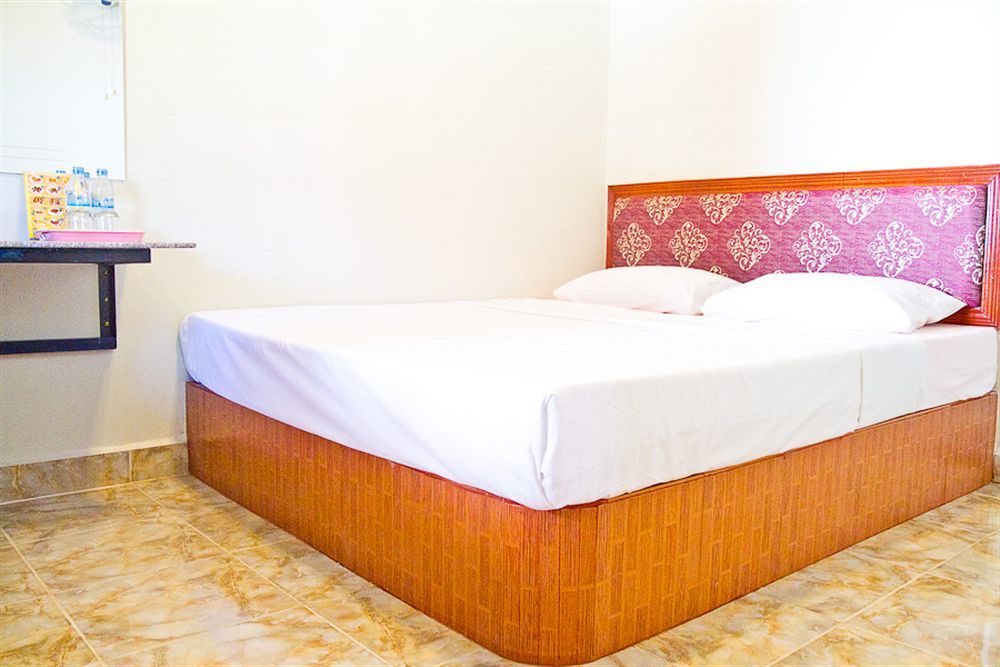 Zana Beach Guesthouse Sihanoukville Exterior foto
